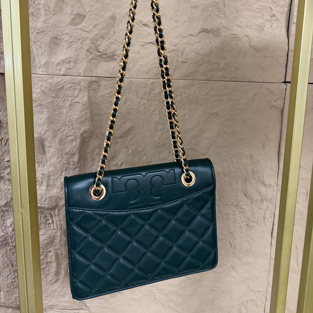 Tory Burch Teal Quilted Shoulder Bag with Chain Strap - Picture 2 of 9